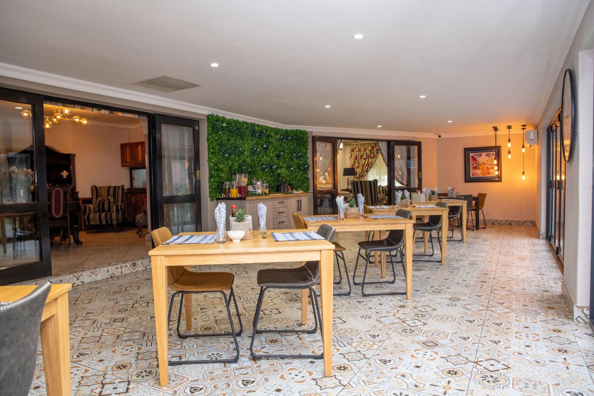 Iso'Bella Vita Guesthouse Пгалаборва Екстер'єр фото