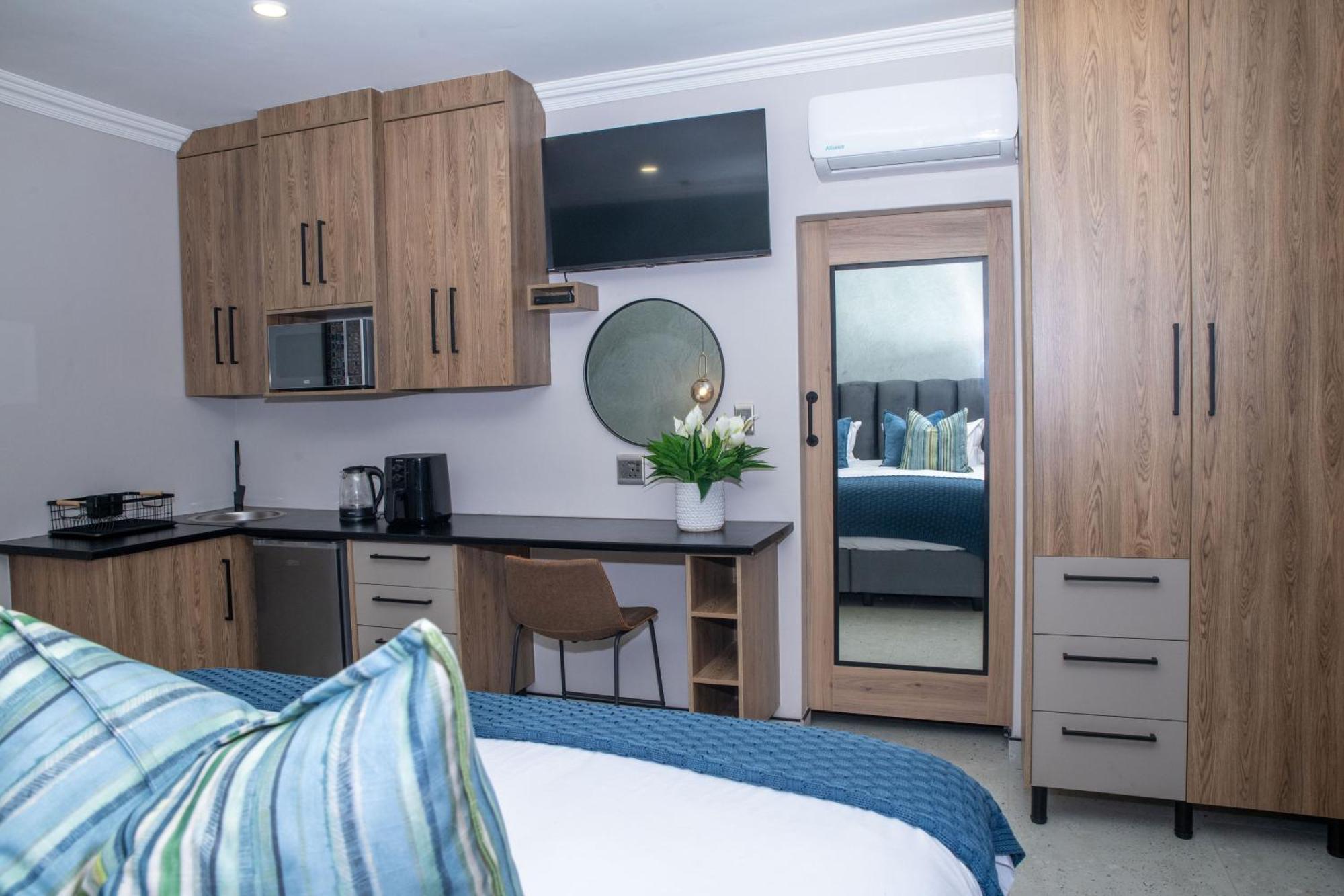 Iso'Bella Vita Guesthouse Пгалаборва Екстер'єр фото